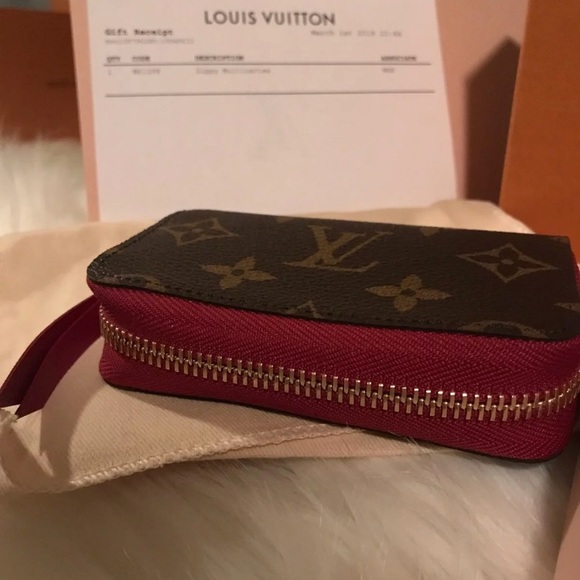 SOLD! New Louis Vuitton Zippy Multicartes - Picture 3 of 8